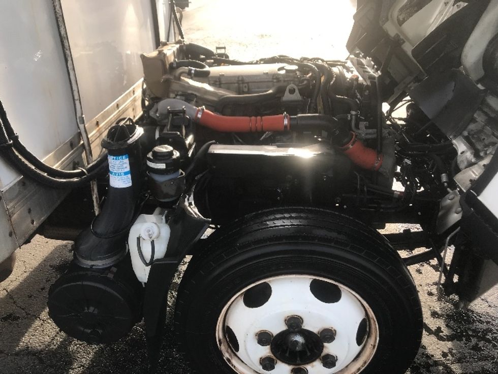 Refrigerated Truck-Light and Medium Duty Trucks-Isuzu-2018-NQR-La Mirada-CA-90,413\n\t\tmiles-$ 55,500 - Image 23