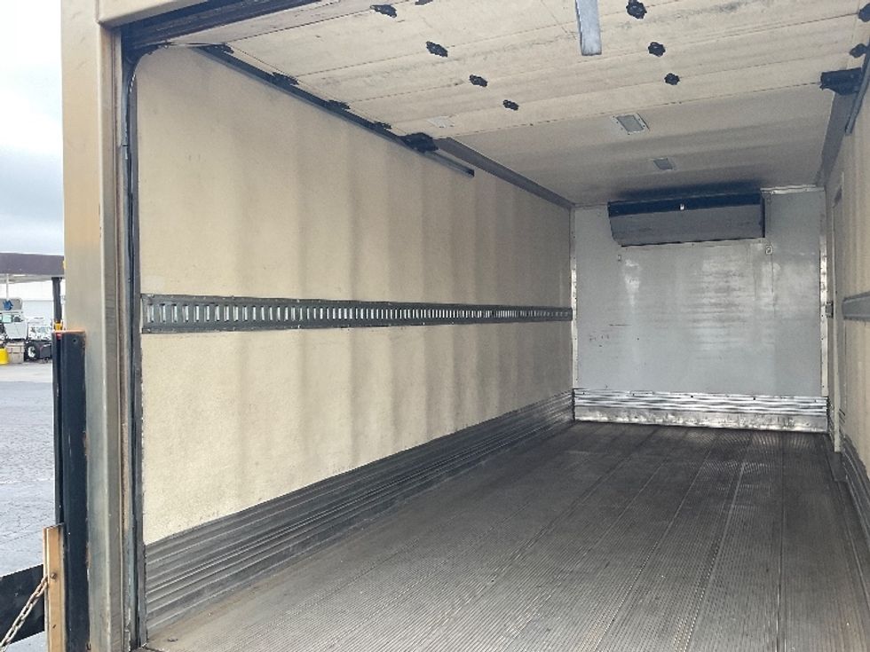 Refrigerated Truck-Light and Medium Duty Trucks-Isuzu-2018-NQR-La Mirada-CA-91,230\n\t\tmiles-$ 52,500 - Image 11