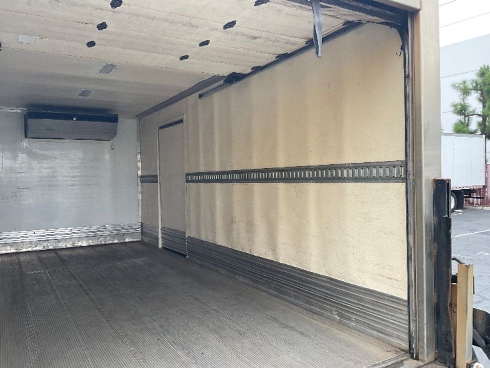 Refrigerated Truck-Light and Medium Duty Trucks-Isuzu-2018-NQR-La Mirada-CA-91,230\n\t\tmiles-$ 52,500 - Image 12