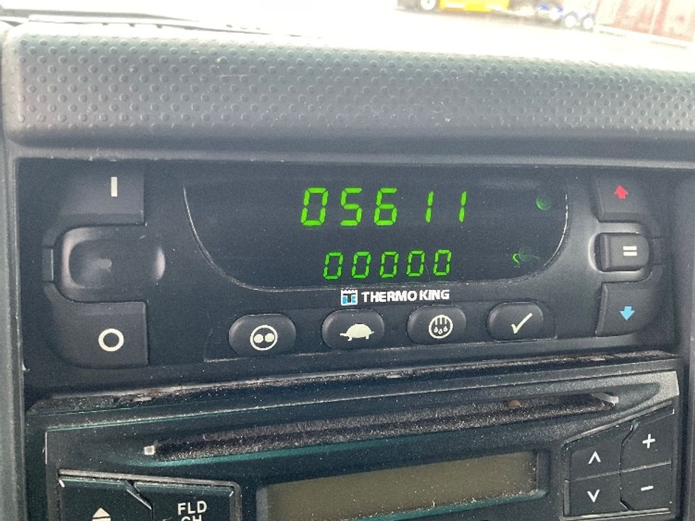 Refrigerated Truck-Light and Medium Duty Trucks-Isuzu-2018-NQR-La Mirada-CA-91,230\n\t\tmiles-$ 52,500 - Image 25