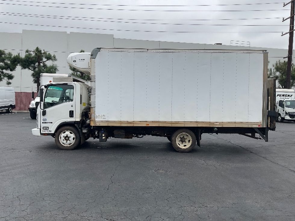 Refrigerated Truck-Light and Medium Duty Trucks-Isuzu-2018-NQR-La Mirada-CA-91,230\n\t\tmiles-$ 52,500 - Image 4