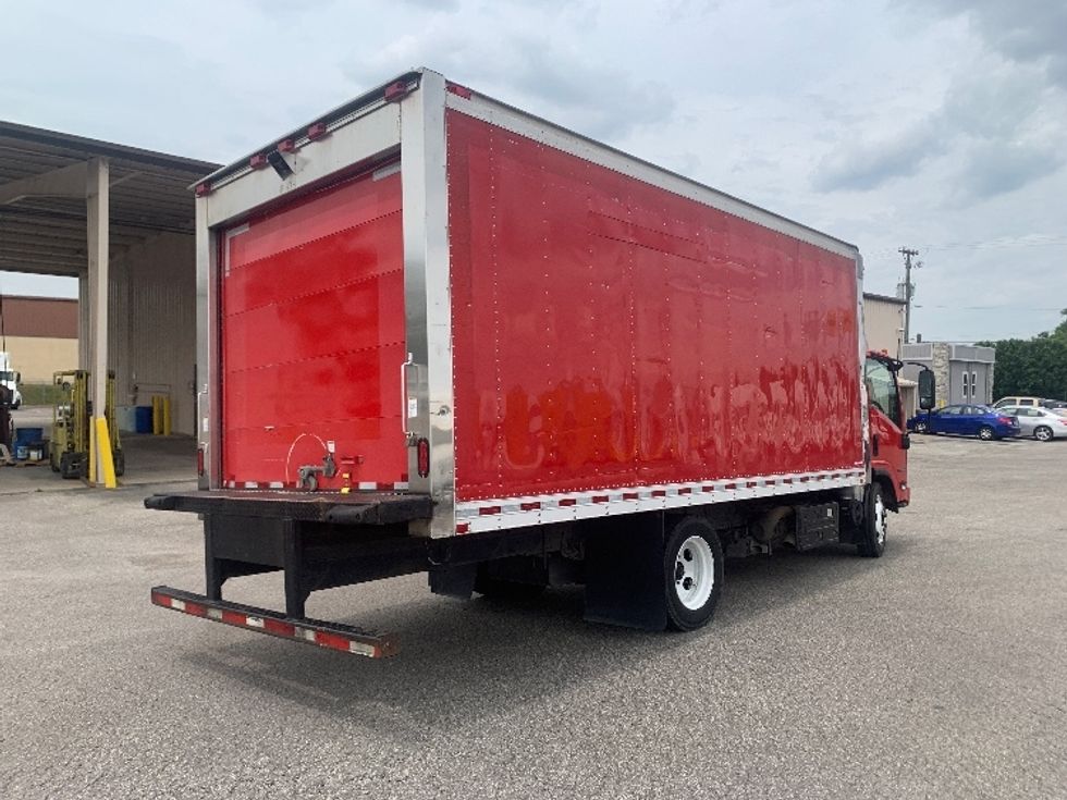 Refrigerated Truck-Light and Medium Duty Trucks-Isuzu-2018-NQR-Nashville (Mount Juliet)-TN-120,592\n\t\tmiles-$ 46,750 - Image 12