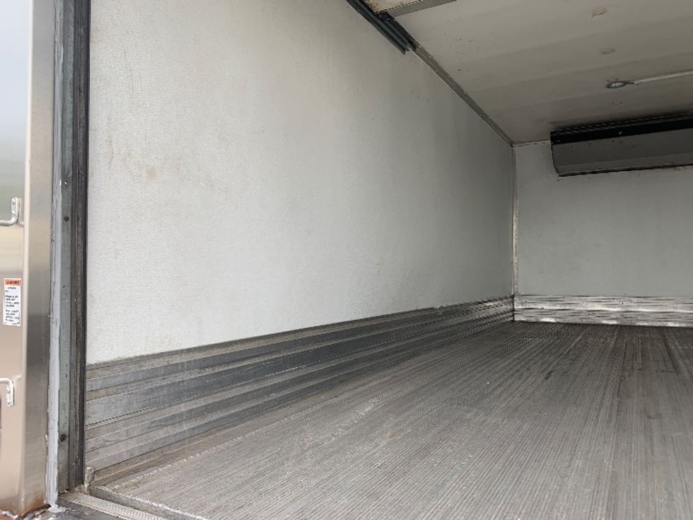 Refrigerated Truck-Light and Medium Duty Trucks-Isuzu-2018-NQR-Nashville (Mount Juliet)-TN-144,797\n\t\tmiles-$ 43,750 - Image 10