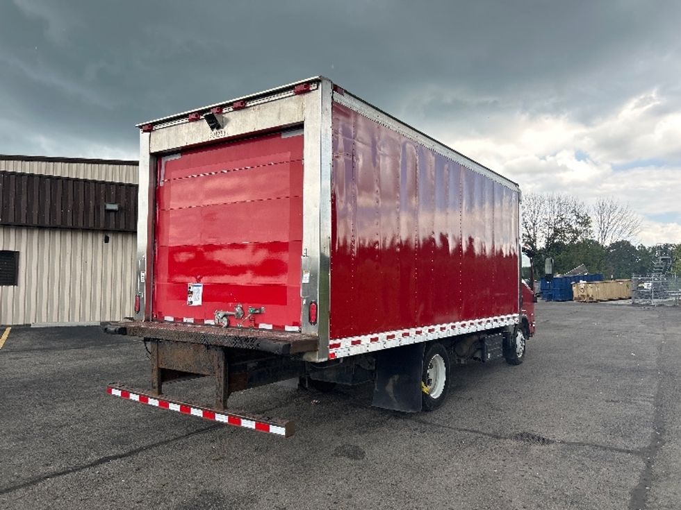 Refrigerated Truck-Light and Medium Duty Trucks-Isuzu-2018-NQR-Nashville (Mount Juliet)-TN-144,797\n\t\tmiles-$ 43,750 - Image 12