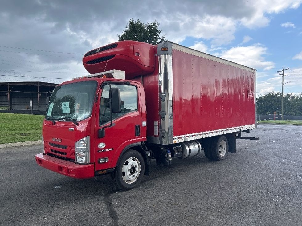 Refrigerated Truck-Light and Medium Duty Trucks-Isuzu-2018-NQR-Nashville (Mount Juliet)-TN-144,797\n\t\tmiles-$ 43,750 - Image 3