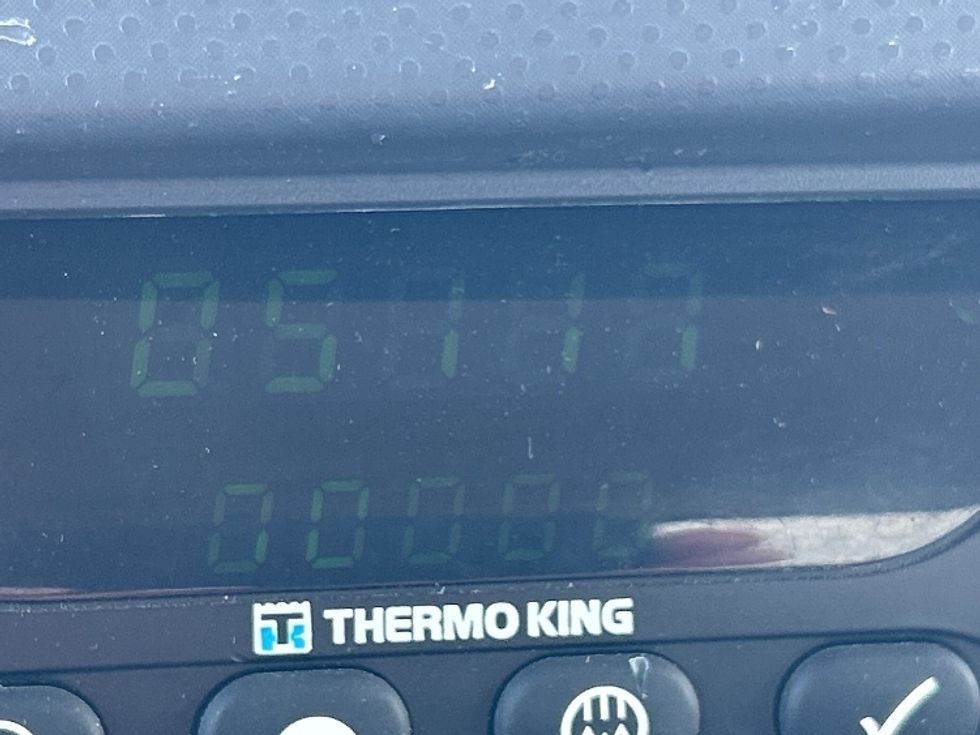 Refrigerated Truck-Light and Medium Duty Trucks-Isuzu-2018-NQR-National City-CA-78,324\n\t\tmiles-$ 54,750 - Image 26