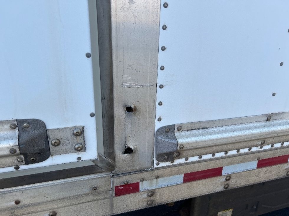 Refrigerated Truck-Light and Medium Duty Trucks-Isuzu-2018-NQR-National City-CA-78,324\n\t\tmiles-$ 54,750 - Image 27