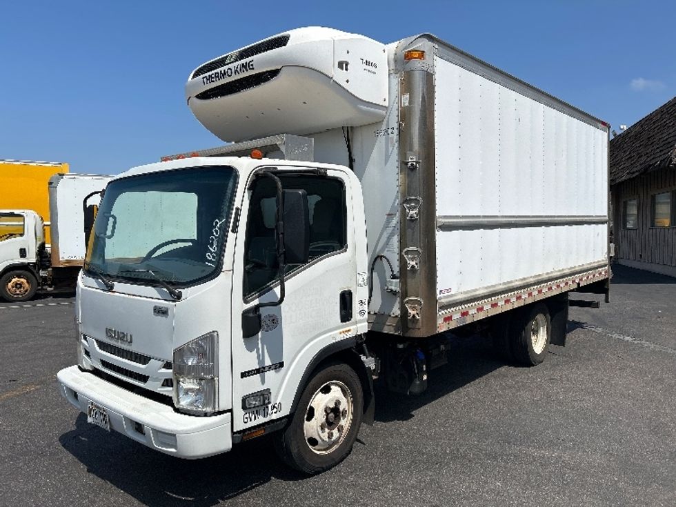 Refrigerated Truck-Light and Medium Duty Trucks-Isuzu-2018-NQR-National City-CA-78,324\n\t\tmiles-$ 54,750 - Image 3