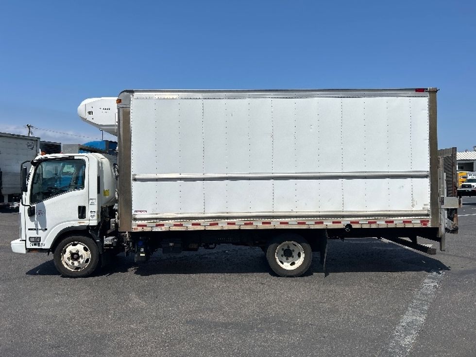 Refrigerated Truck-Light and Medium Duty Trucks-Isuzu-2018-NQR-National City-CA-78,324\n\t\tmiles-$ 54,750 - Image 4