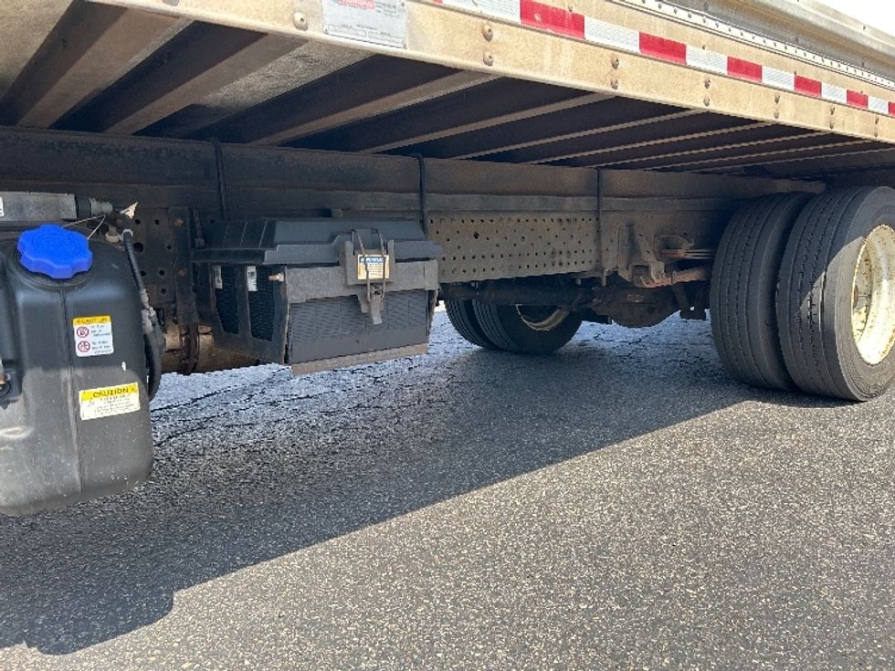 Refrigerated Truck-Light and Medium Duty Trucks-Isuzu-2018-NQR-National City-CA-78,324\n\t\tmiles-$ 54,750 - Image 5