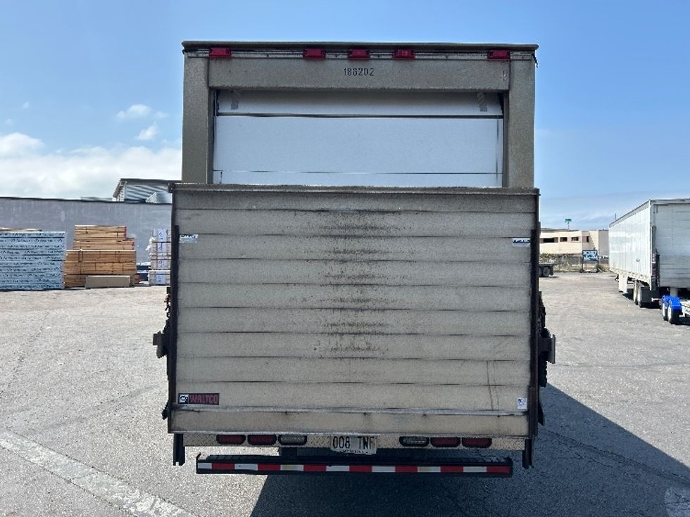 Refrigerated Truck-Light and Medium Duty Trucks-Isuzu-2018-NQR-National City-CA-78,324\n\t\tmiles-$ 54,750 - Image 7