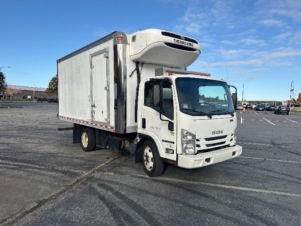 Refrigerated Truck-Light and Medium Duty Trucks-Isuzu-2018-NQR-New Bedford-MA-42,813\n\t\tmiles-$ 48,000 - Image 1