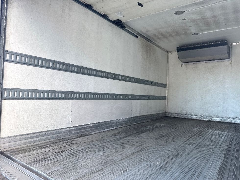 Refrigerated Truck-Light and Medium Duty Trucks-Isuzu-2018-NQR-New Bedford-MA-42,813\n\t\tmiles-$ 48,000 - Image 10