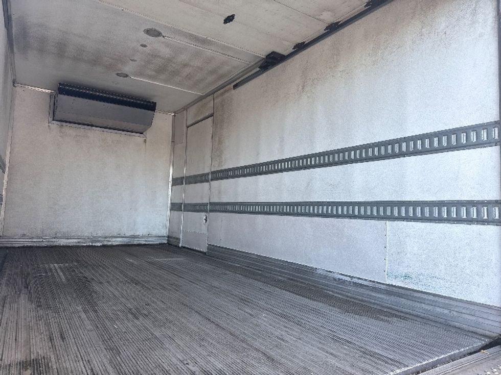 Refrigerated Truck-Light and Medium Duty Trucks-Isuzu-2018-NQR-New Bedford-MA-42,813\n\t\tmiles-$ 48,000 - Image 11