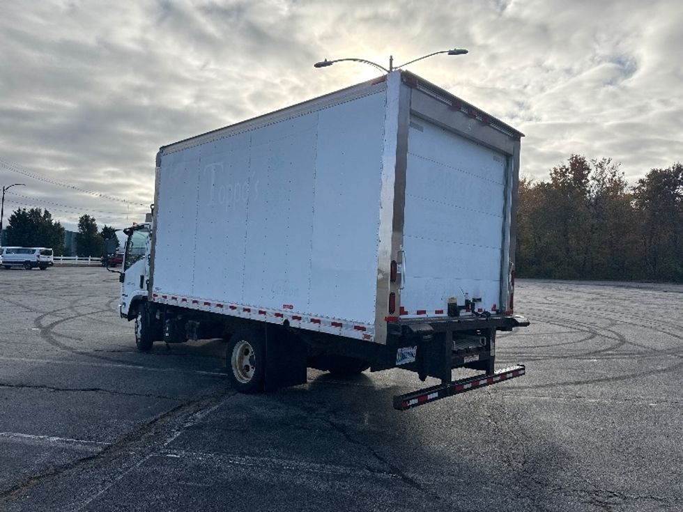Refrigerated Truck-Light and Medium Duty Trucks-Isuzu-2018-NQR-New Bedford-MA-42,813\n\t\tmiles-$ 48,000 - Image 6