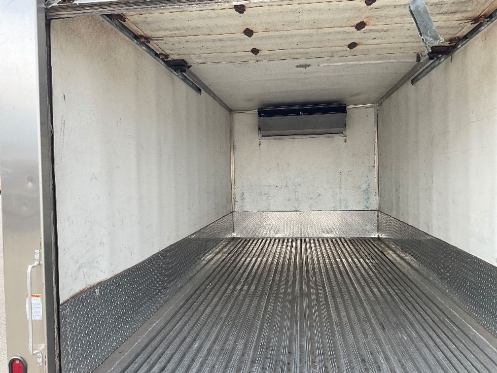 Refrigerated Truck-Light and Medium Duty Trucks-Isuzu-2018-NQR-Philadelphia-PA-169,299\n\t\tmiles-$ 30,000 - Image 11