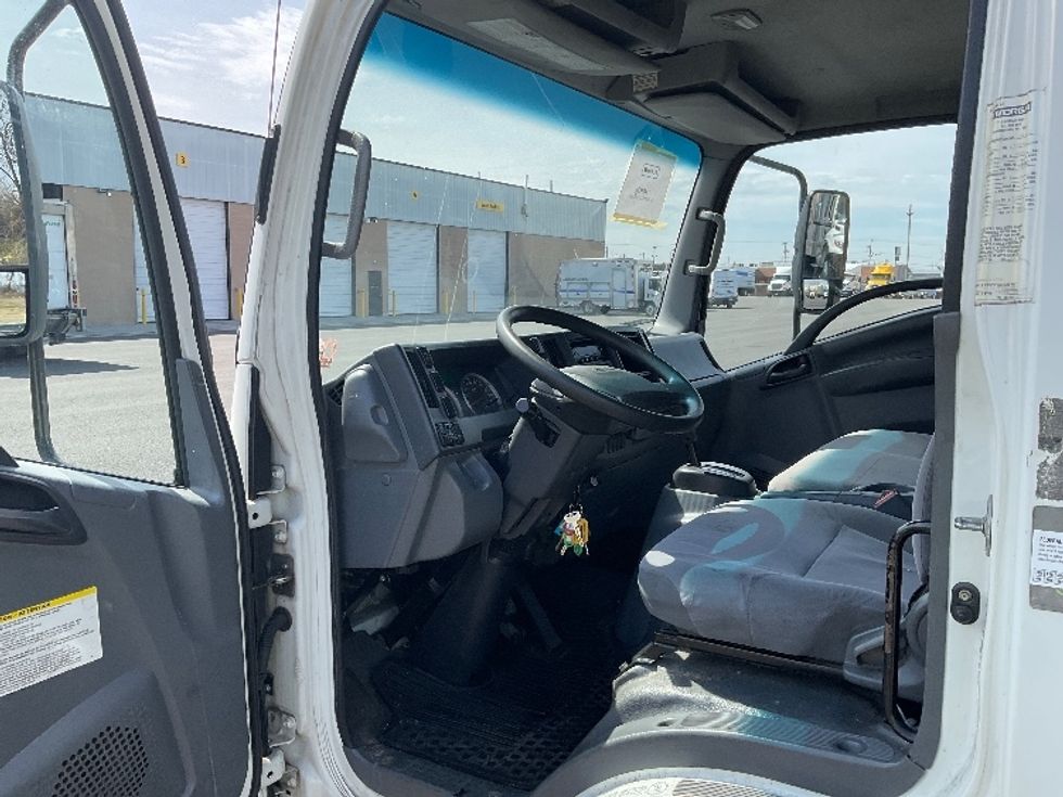 Refrigerated Truck-Light and Medium Duty Trucks-Isuzu-2018-NQR-Philadelphia-PA-169,299\n\t\tmiles-$ 30,000 - Image 16