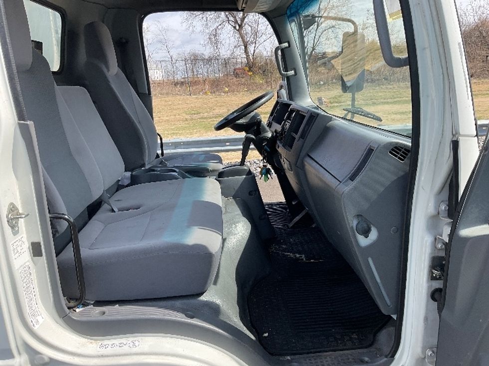 Refrigerated Truck-Light and Medium Duty Trucks-Isuzu-2018-NQR-Philadelphia-PA-169,299\n\t\tmiles-$ 30,000 - Image 22