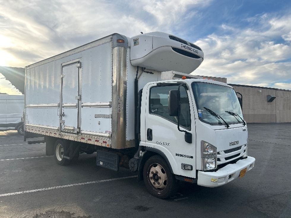 Refrigerated Truck-Light and Medium Duty Trucks-Isuzu-2018-NQR-Torrance-CA-113,200\n\t\tmiles-$ 48,500 - Image 1