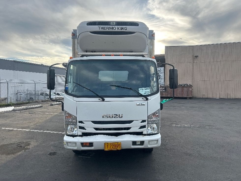Refrigerated Truck-Light and Medium Duty Trucks-Isuzu-2018-NQR-Torrance-CA-113,200\n\t\tmiles-$ 48,500 - Image 2