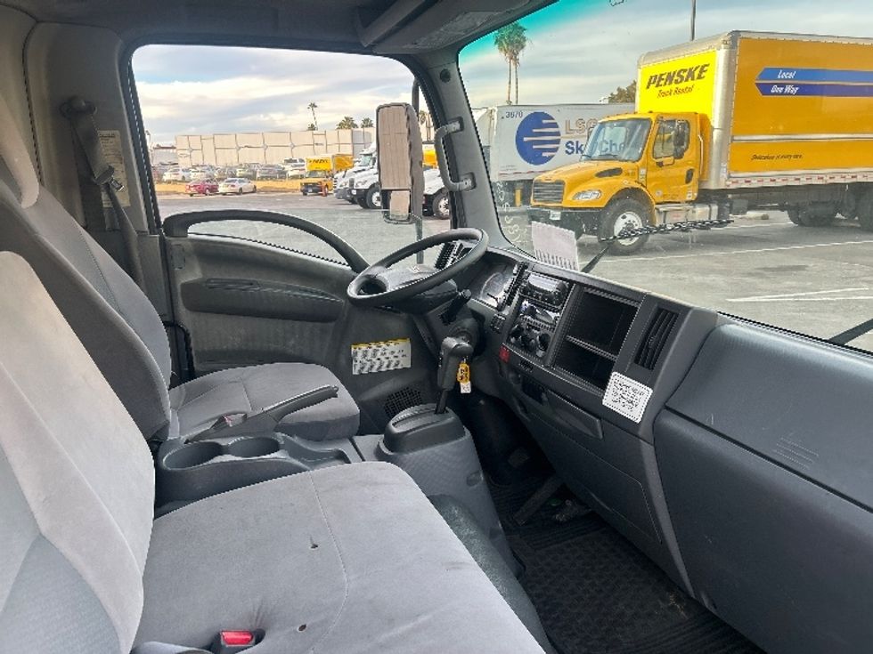 Refrigerated Truck-Light and Medium Duty Trucks-Isuzu-2018-NQR-Torrance-CA-113,200\n\t\tmiles-$ 48,500 - Image 22