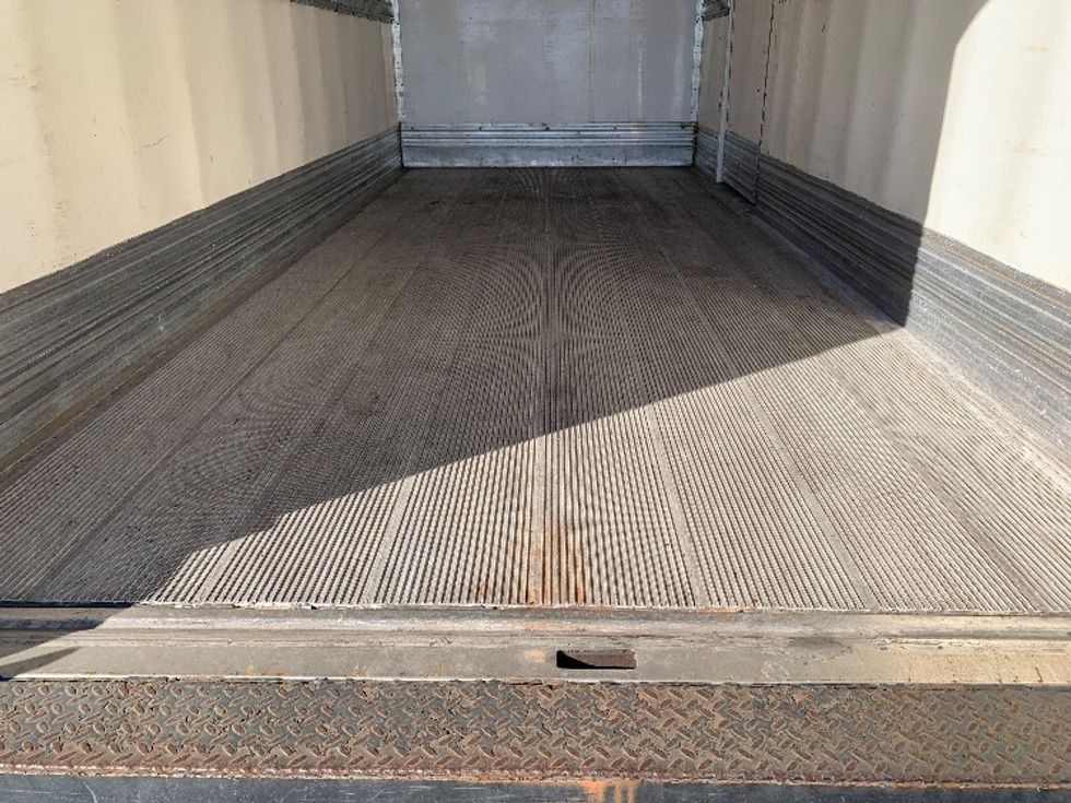 Refrigerated Truck-Light and Medium Duty Trucks-Isuzu-2018-NQR-Torrance-CA-118,340\n\t\tmiles-$ 49,750 - Image 10