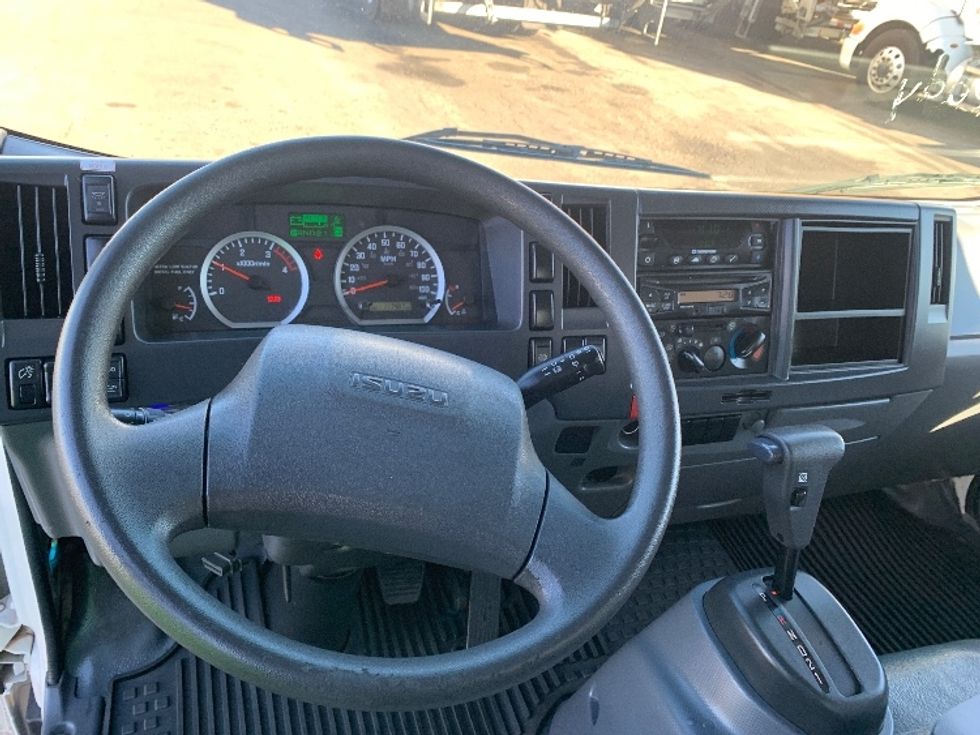 Refrigerated Truck-Light and Medium Duty Trucks-Isuzu-2018-NQR-Torrance-CA-118,340\n\t\tmiles-$ 49,750 - Image 18