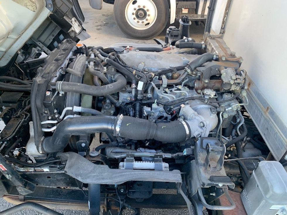 Refrigerated Truck-Light and Medium Duty Trucks-Isuzu-2018-NQR-Torrance-CA-118,340\n\t\tmiles-$ 49,750 - Image 24