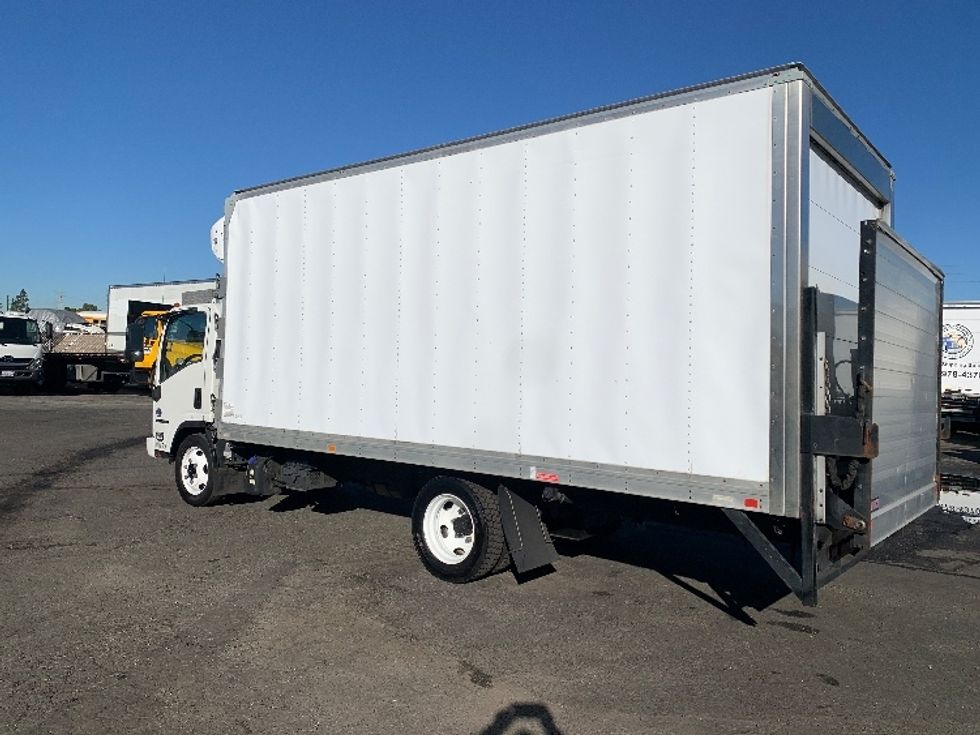 Refrigerated Truck-Light and Medium Duty Trucks-Isuzu-2018-NQR-Torrance-CA-118,340\n\t\tmiles-$ 49,750 - Image 6