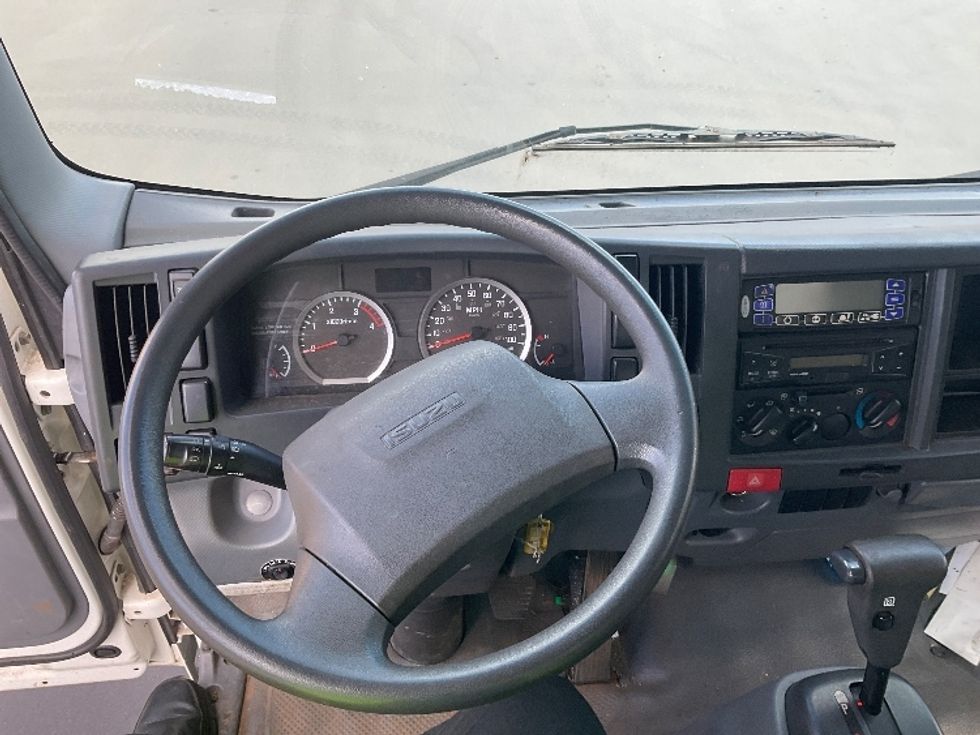 Refrigerated Truck-Light and Medium Duty Trucks-Isuzu-2018-NQR-Torrance-CA-48,735\n\t\tmiles-$ 56,500 - Image 17