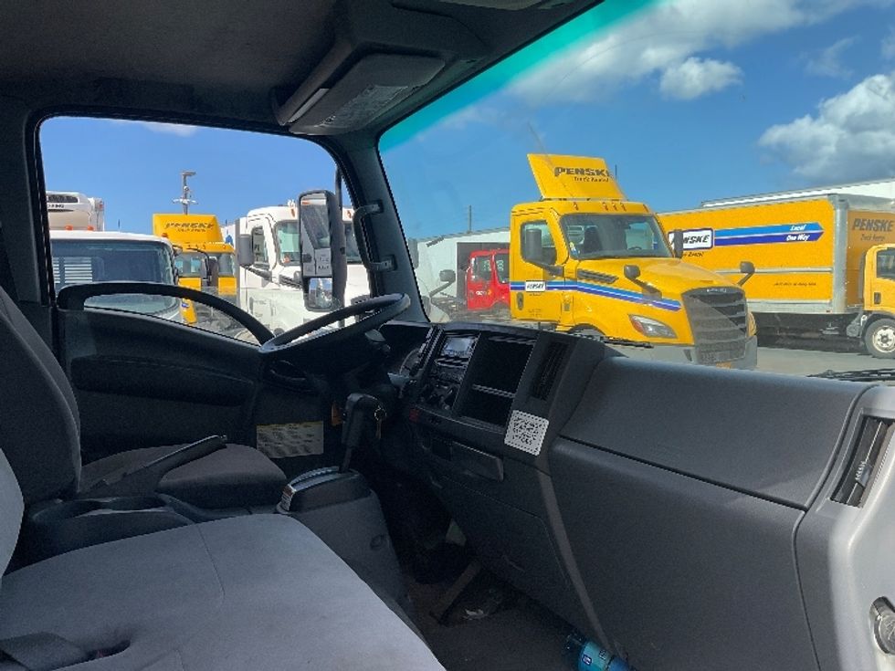 Refrigerated Truck-Light and Medium Duty Trucks-Isuzu-2018-NQR-Torrance-CA-48,735\n\t\tmiles-$ 56,500 - Image 20