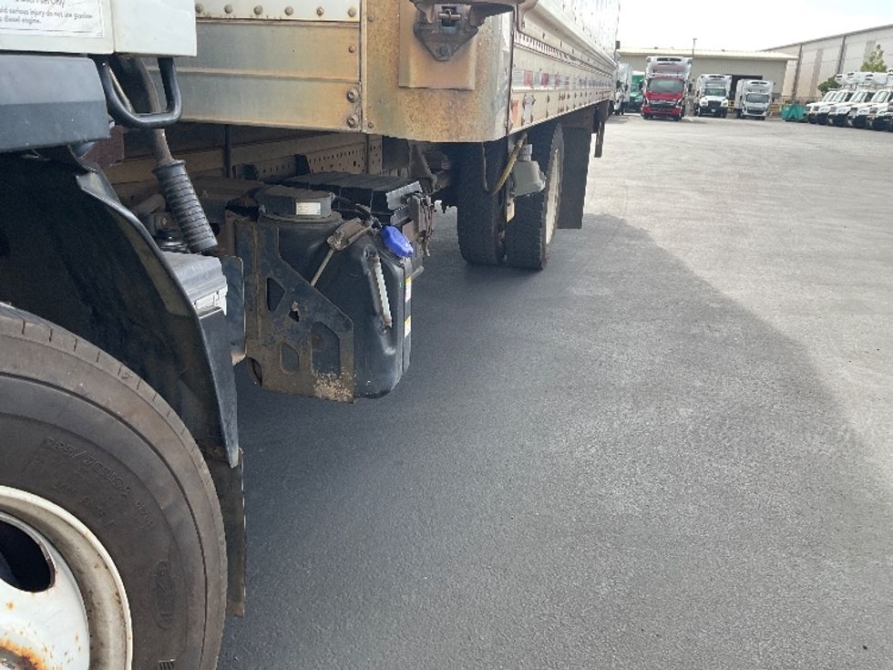 Refrigerated Truck-Light and Medium Duty Trucks-Isuzu-2018-NQR-Torrance-CA-48,735\n\t\tmiles-$ 56,500 - Image 5