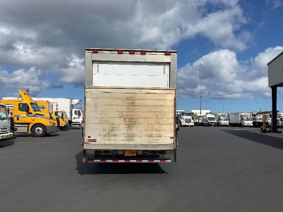 Refrigerated Truck-Light and Medium Duty Trucks-Isuzu-2018-NQR-Torrance-CA-48,735\n\t\tmiles-$ 56,500 - Image 7