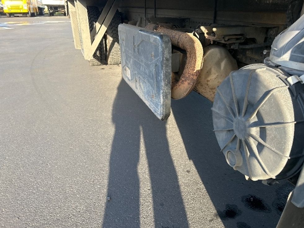 Refrigerated Truck-Light and Medium Duty Trucks-Isuzu-2018-NQR-Torrance-CA-63,461\n\t\tmiles-$ 53,750 - Image 14