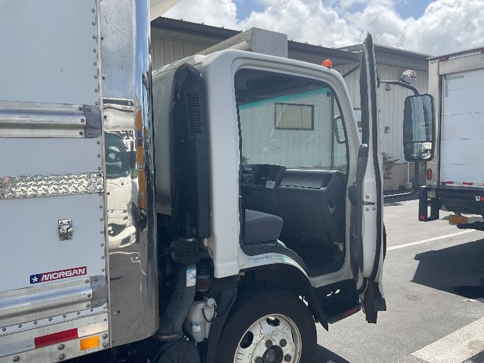 Refrigerated Truck-Light and Medium Duty Trucks-Isuzu-2018-NQR-Torrance-CA-66,472\n\t\tmiles-$ 56,000 - Image 20