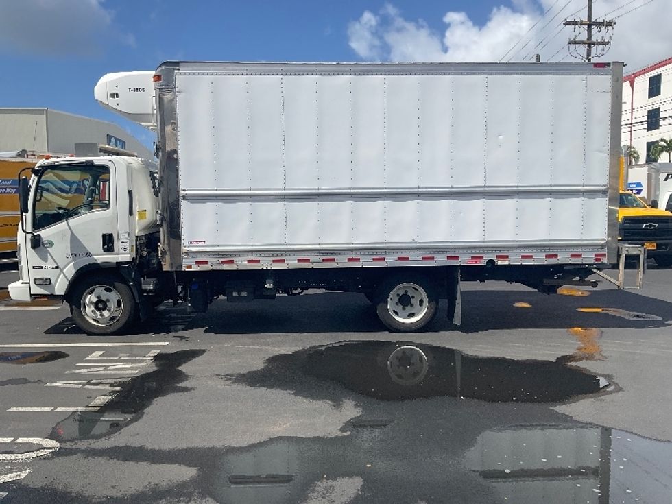 Refrigerated Truck-Light and Medium Duty Trucks-Isuzu-2018-NQR-Torrance-CA-66,472\n\t\tmiles-$ 56,000 - Image 4