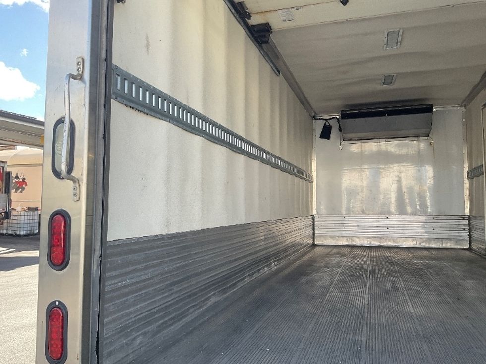 Refrigerated Truck-Light and Medium Duty Trucks-Isuzu-2018-NQR-Torrance-CA-73,483\n\t\tmiles-$ 53,500 - Image 11