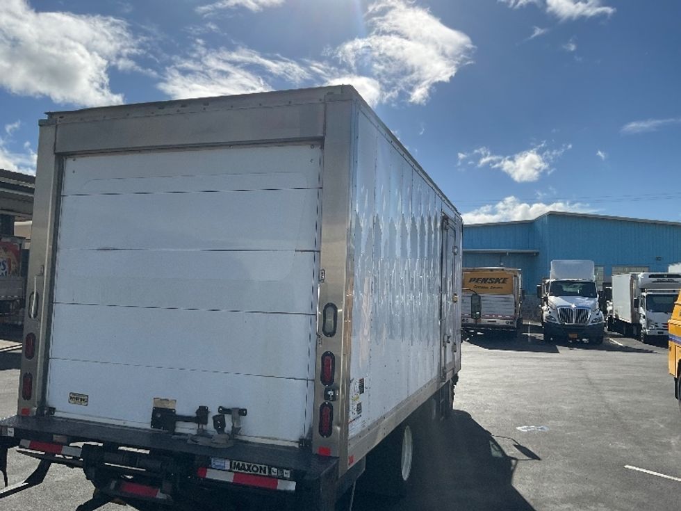 Refrigerated Truck-Light and Medium Duty Trucks-Isuzu-2018-NQR-Torrance-CA-73,483\n\t\tmiles-$ 53,500 - Image 13
