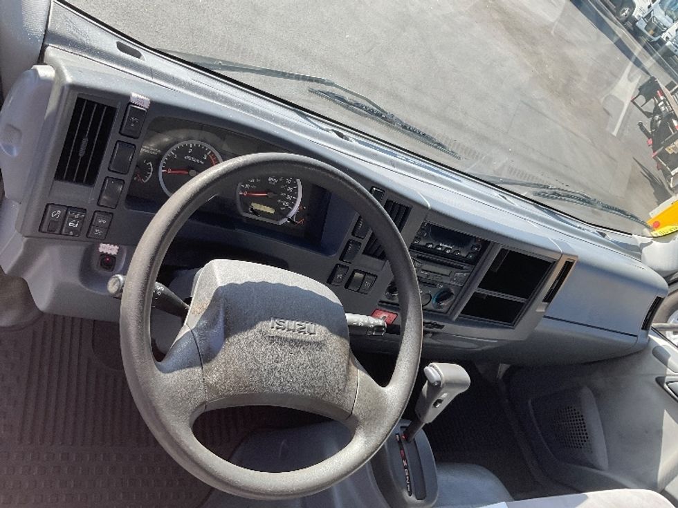 Refrigerated Truck-Light and Medium Duty Trucks-Isuzu-2018-NQR-Torrance-CA-73,483\n\t\tmiles-$ 53,500 - Image 18