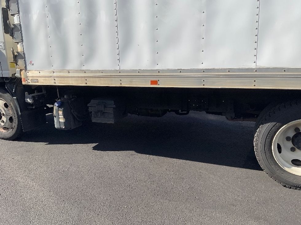 Refrigerated Truck-Light and Medium Duty Trucks-Isuzu-2018-NQR-Torrance-CA-73,483\n\t\tmiles-$ 53,500 - Image 5