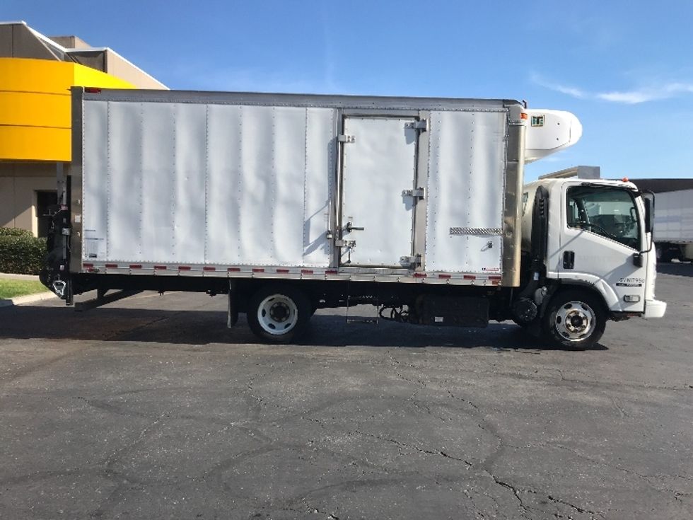 Refrigerated Truck-Light and Medium Duty Trucks-Isuzu-2018-NQR-Torrance-CA-75,725\n\t\tmiles-$ 50,250 - Image 15