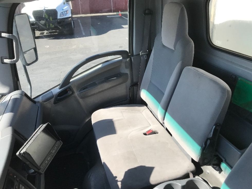 Refrigerated Truck-Light and Medium Duty Trucks-Isuzu-2018-NQR-Torrance-CA-75,725\n\t\tmiles-$ 50,250 - Image 19