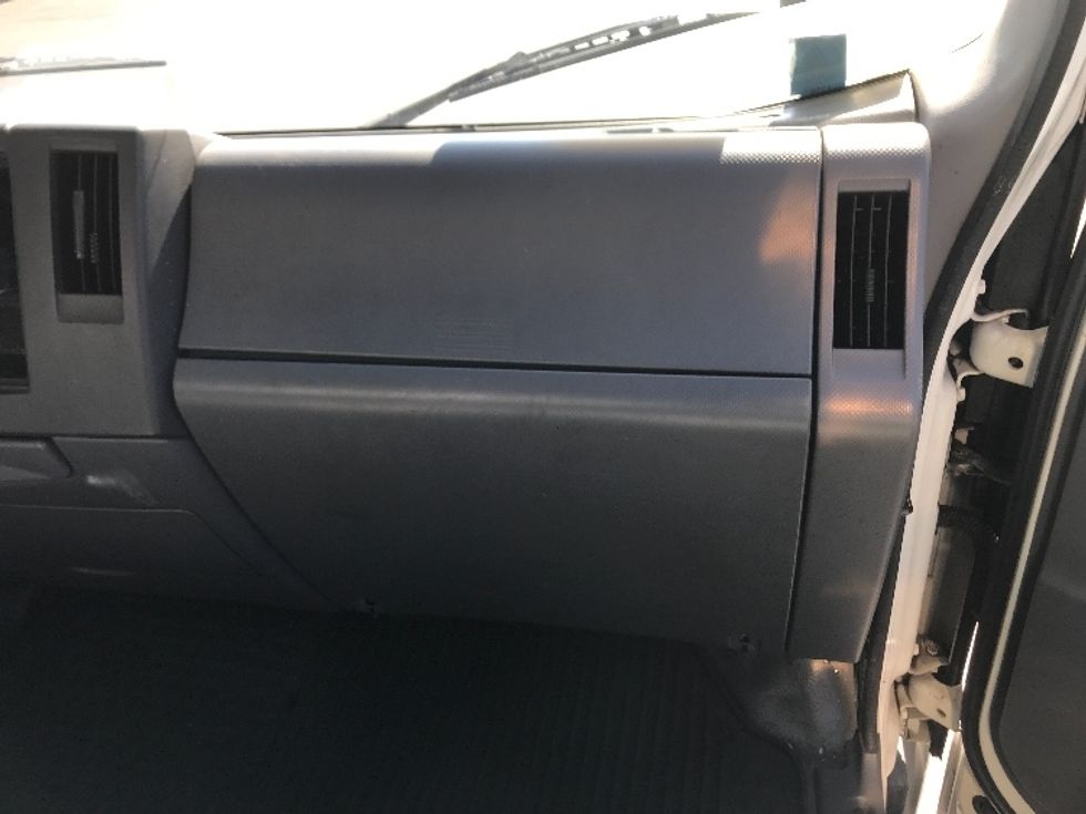 Refrigerated Truck-Light and Medium Duty Trucks-Isuzu-2018-NQR-Torrance-CA-75,725\n\t\tmiles-$ 50,250 - Image 21