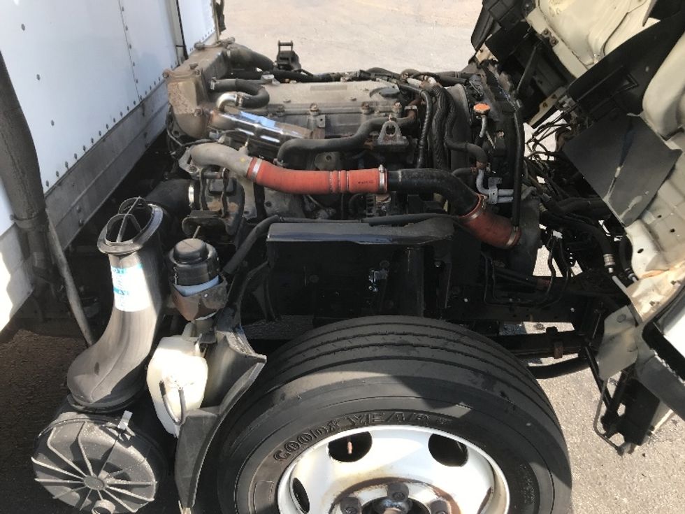 Refrigerated Truck-Light and Medium Duty Trucks-Isuzu-2018-NQR-Torrance-CA-75,725\n\t\tmiles-$ 50,250 - Image 23