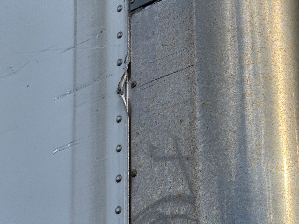 Refrigerated Truck-Light and Medium Duty Trucks-Isuzu-2018-NQR-Torrance-CA-75,725\n\t\tmiles-$ 50,250 - Image 25