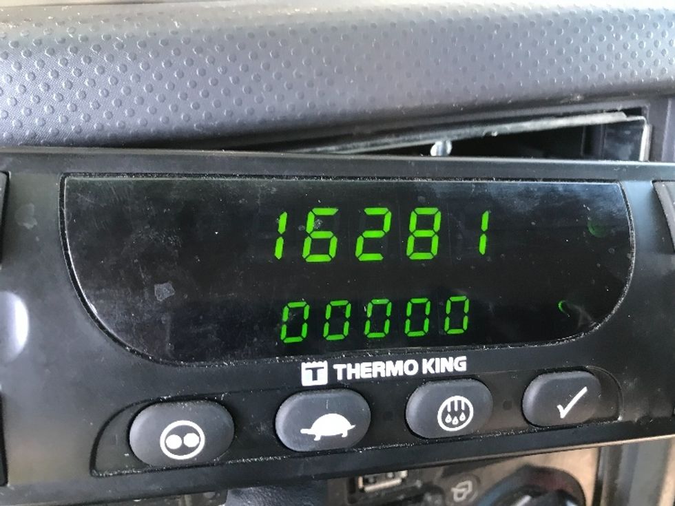 Refrigerated Truck-Light and Medium Duty Trucks-Isuzu-2018-NQR-Torrance-CA-75,725\n\t\tmiles-$ 50,250 - Image 28