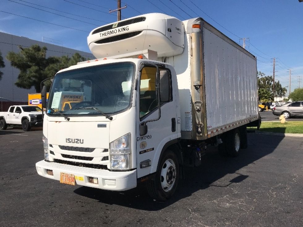 Refrigerated Truck-Light and Medium Duty Trucks-Isuzu-2018-NQR-Torrance-CA-75,725\n\t\tmiles-$ 50,250 - Image 3