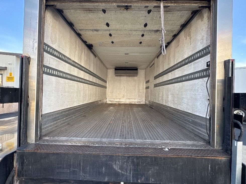 Refrigerated Truck-Light and Medium Duty Trucks-Isuzu-2018-NQR-Torrance-CA-75,725\n\t\tmiles-$ 50,250 - Image 8