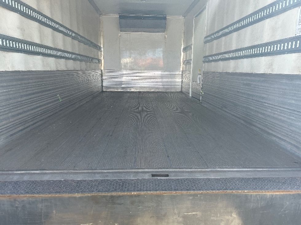 Refrigerated Truck-Light and Medium Duty Trucks-Isuzu-2018-NQR-Torrance-CA-84,391\n\t\tmiles-$ 55,250 - Image 10