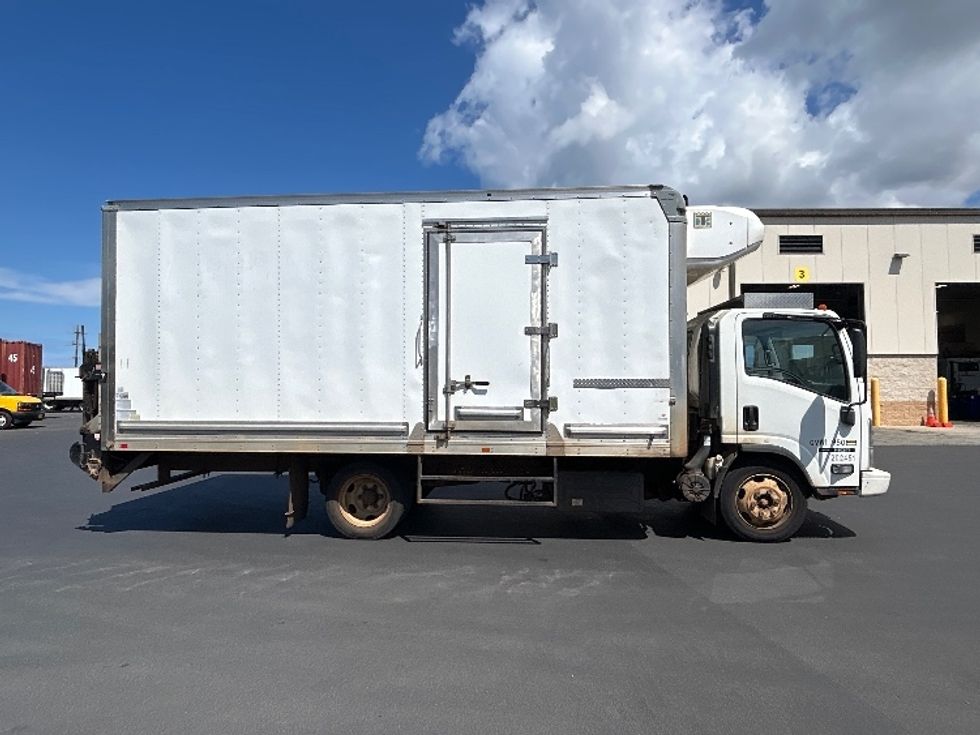 Refrigerated Truck-Light and Medium Duty Trucks-Isuzu-2018-NQR-Torrance-CA-84,391\n\t\tmiles-$ 55,250 - Image 15